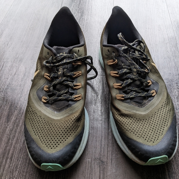 Nike Air Pegasus trail running shoes - Picture 4 of 4